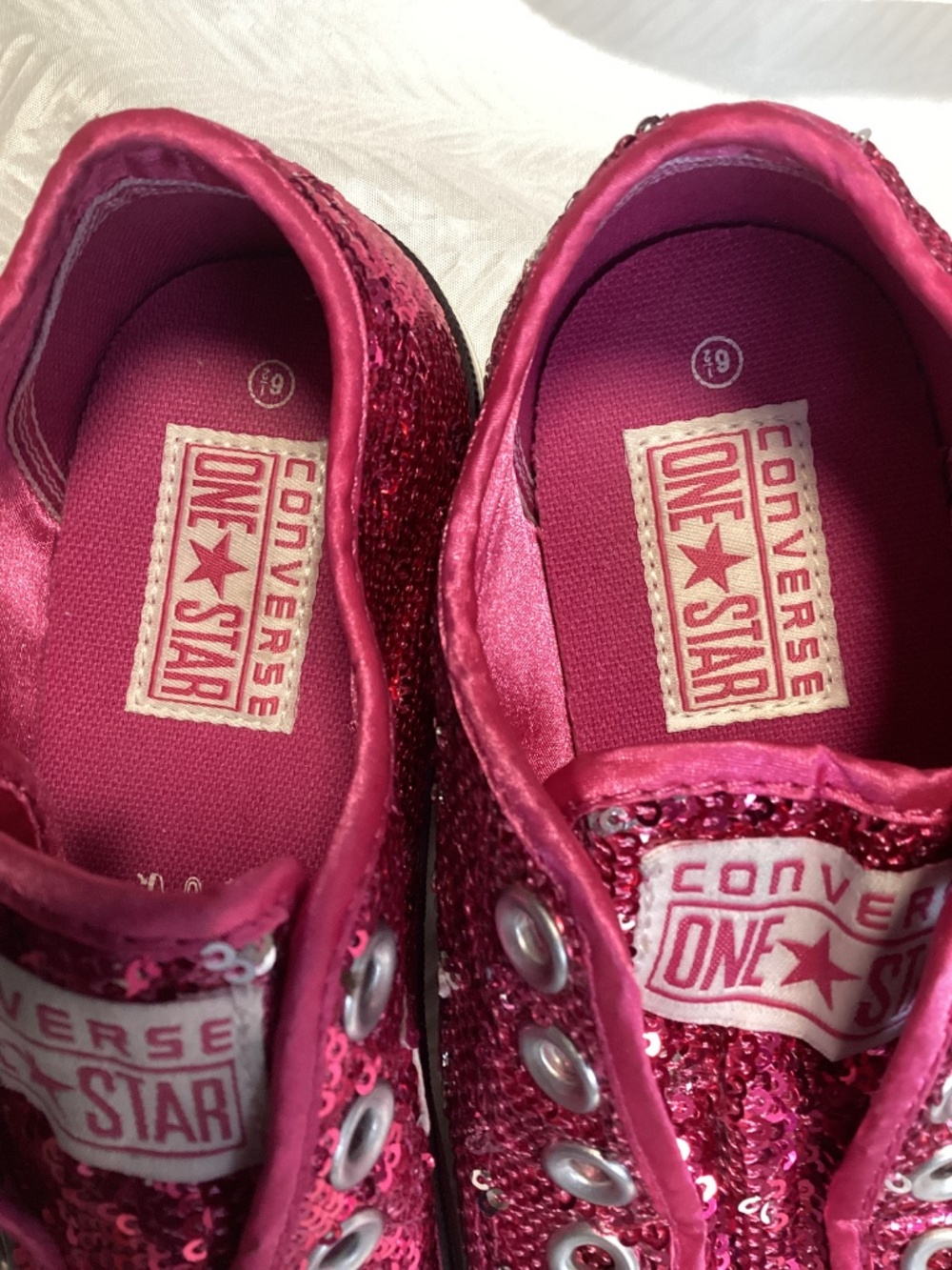 CONVERSE One Star Fuchsia Metallic Sequin Slip Sneaker Sz 6.5 - Picture 3 of 8
